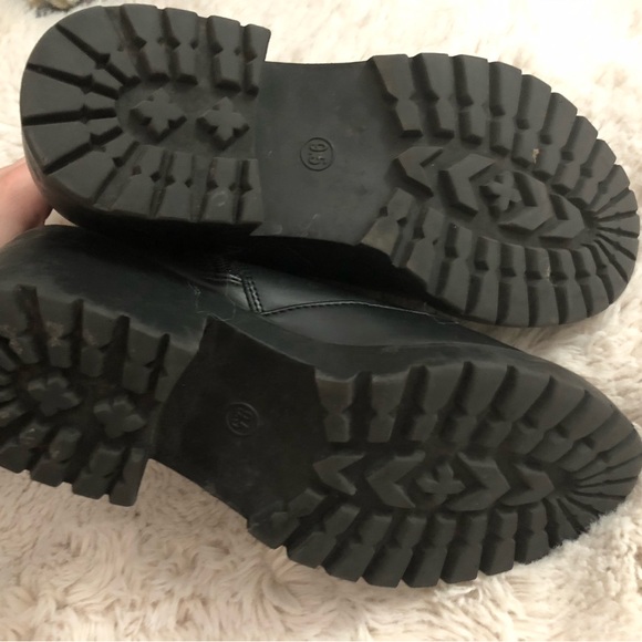 Black combat boots - Picture 3 of 4